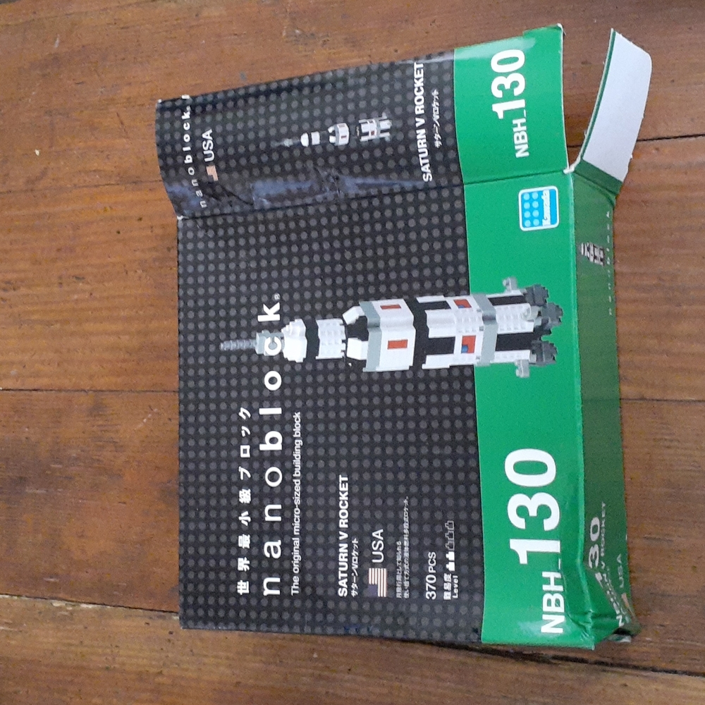 nanoblock micro building block NBH130 Saturn V Rocket (open box /sealed bag)